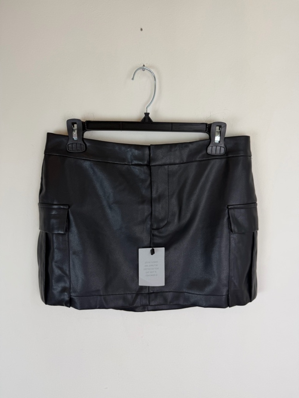 Nwt Superdown Tobi Faux Leather Skirt In Black Size S — image 6 of 8